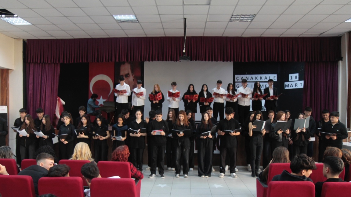 18 Mart Çanakkale Zaferi ve Şehitleri Anma Günü  okulumuz konferans salonunda bir tören düzenlendi